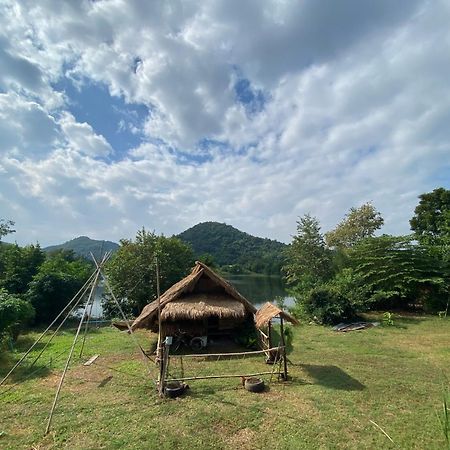 Royal Mountain Hut Hotel Ratchaburi Exterior foto