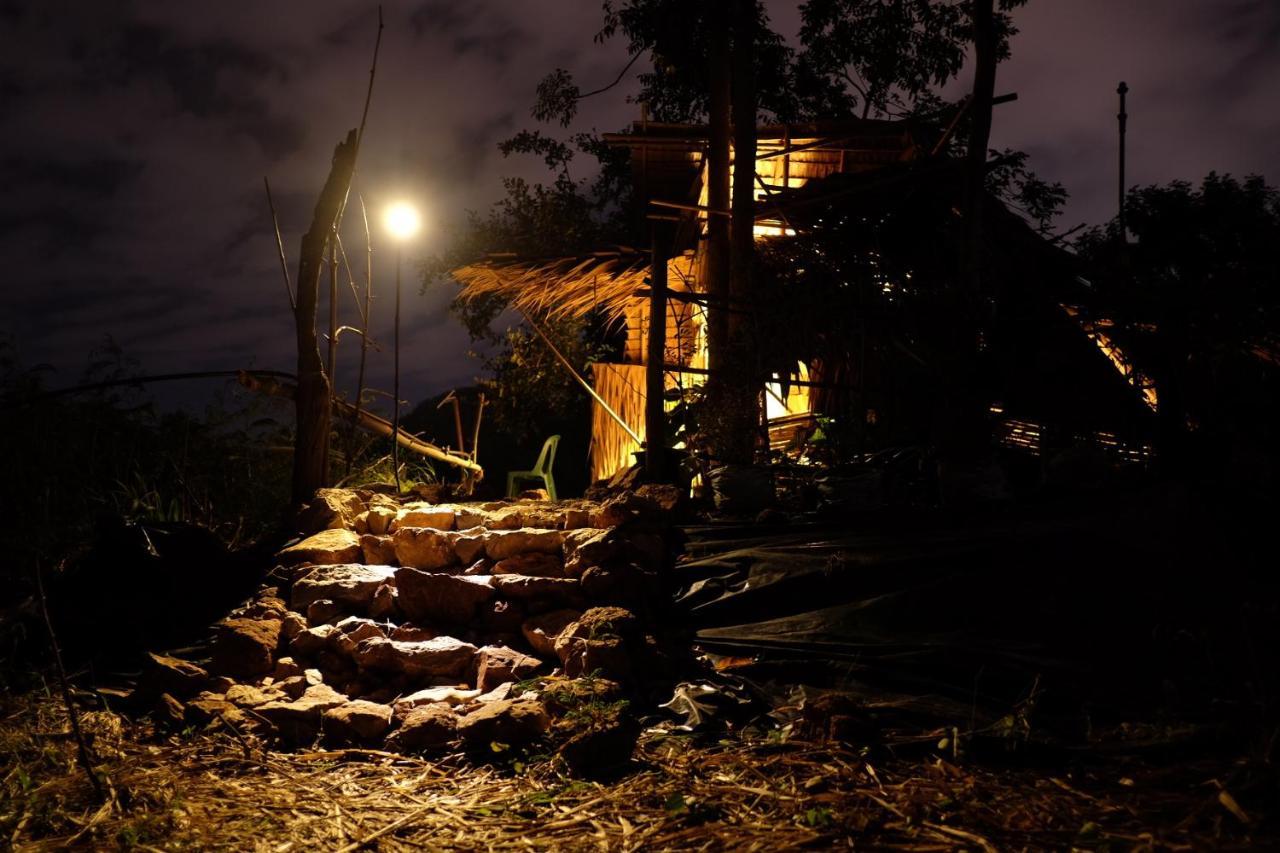 Royal Mountain Hut Hotel Ratchaburi Exterior foto