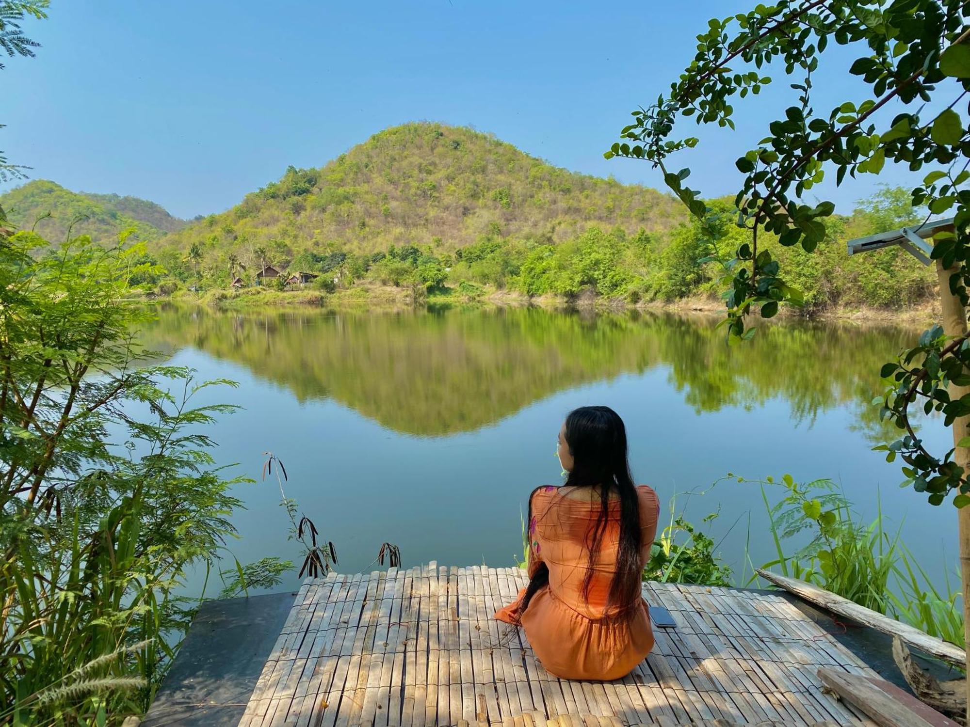 Royal Mountain Hut Hotel Ratchaburi Exterior foto
