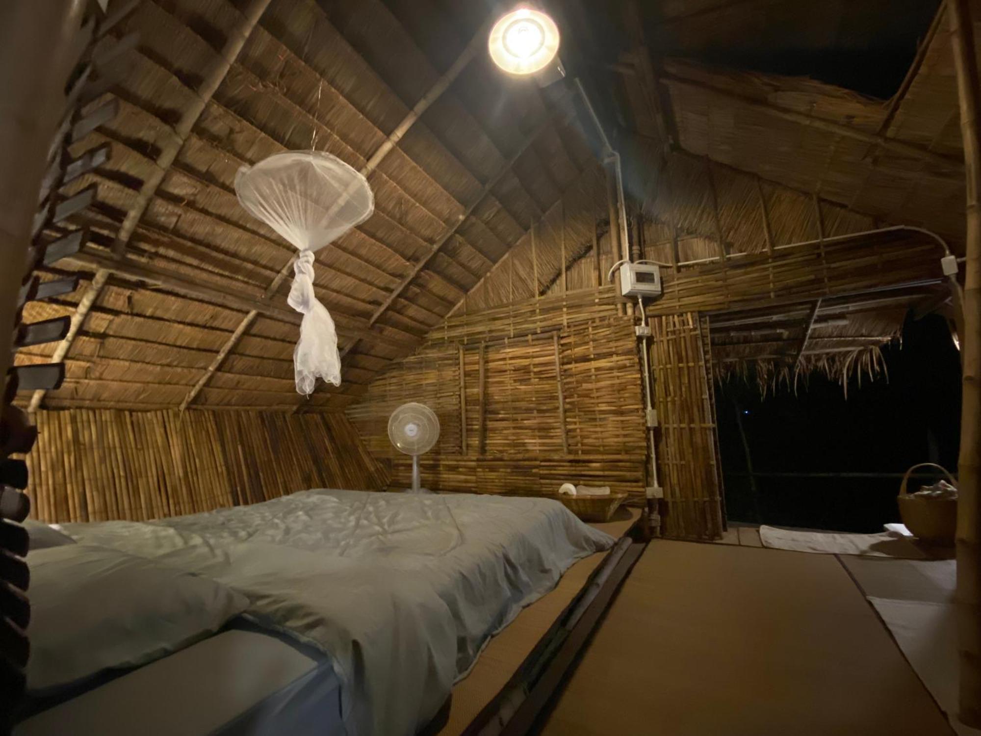 Royal Mountain Hut Hotel Ratchaburi Exterior foto