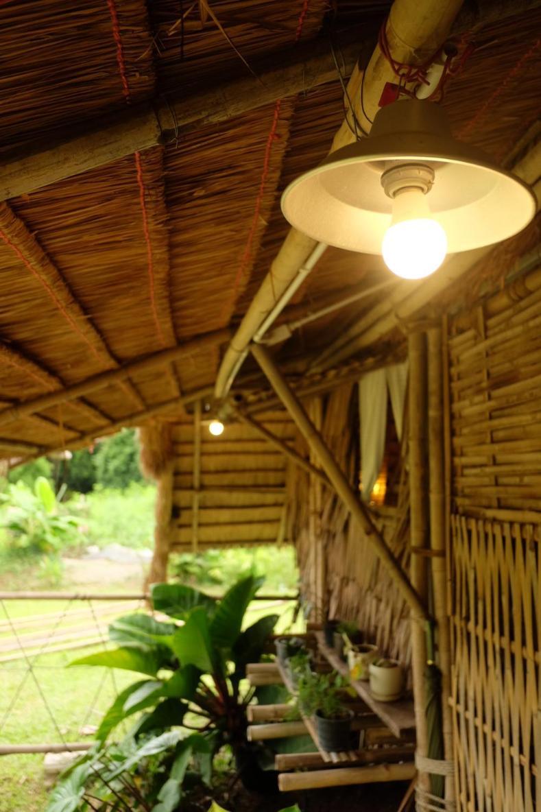 Royal Mountain Hut Hotel Ratchaburi Quarto foto