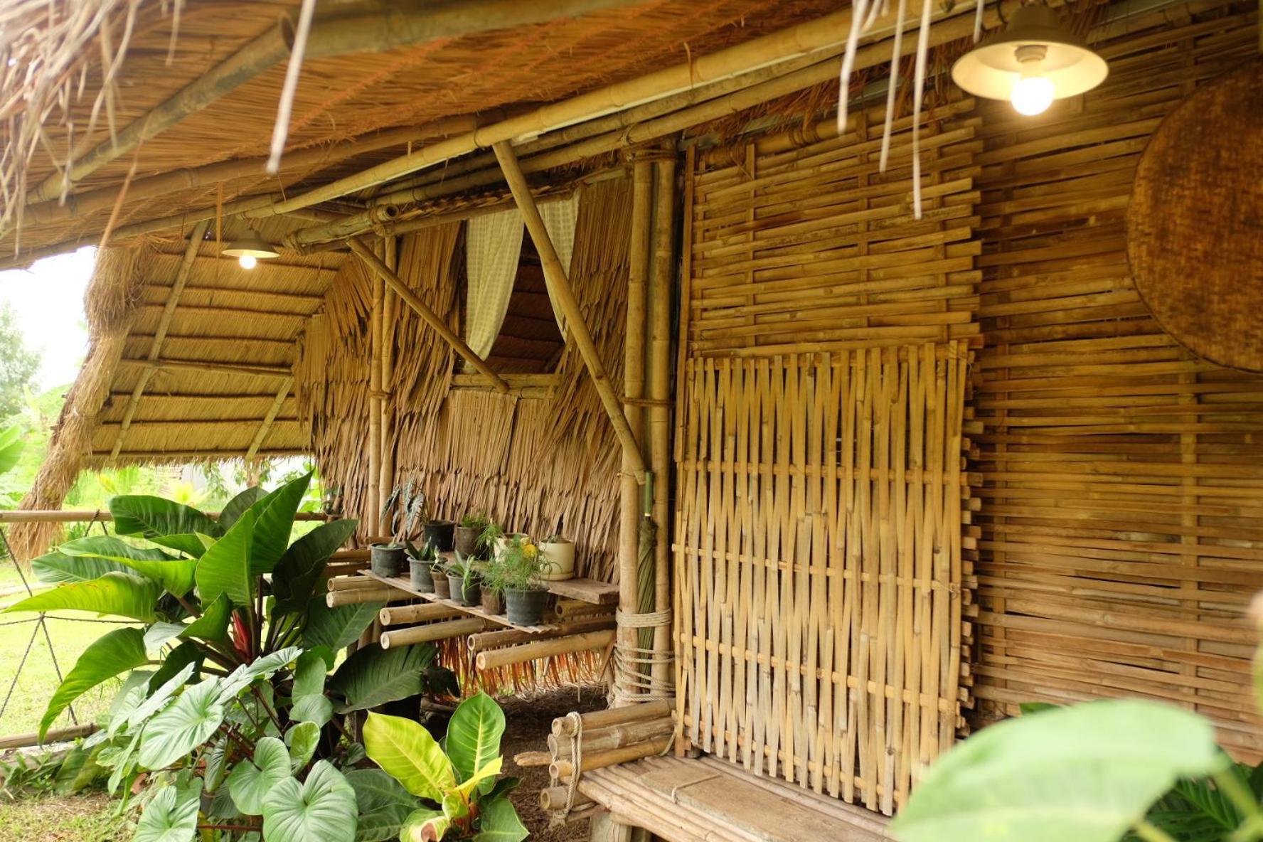 Royal Mountain Hut Hotel Ratchaburi Quarto foto