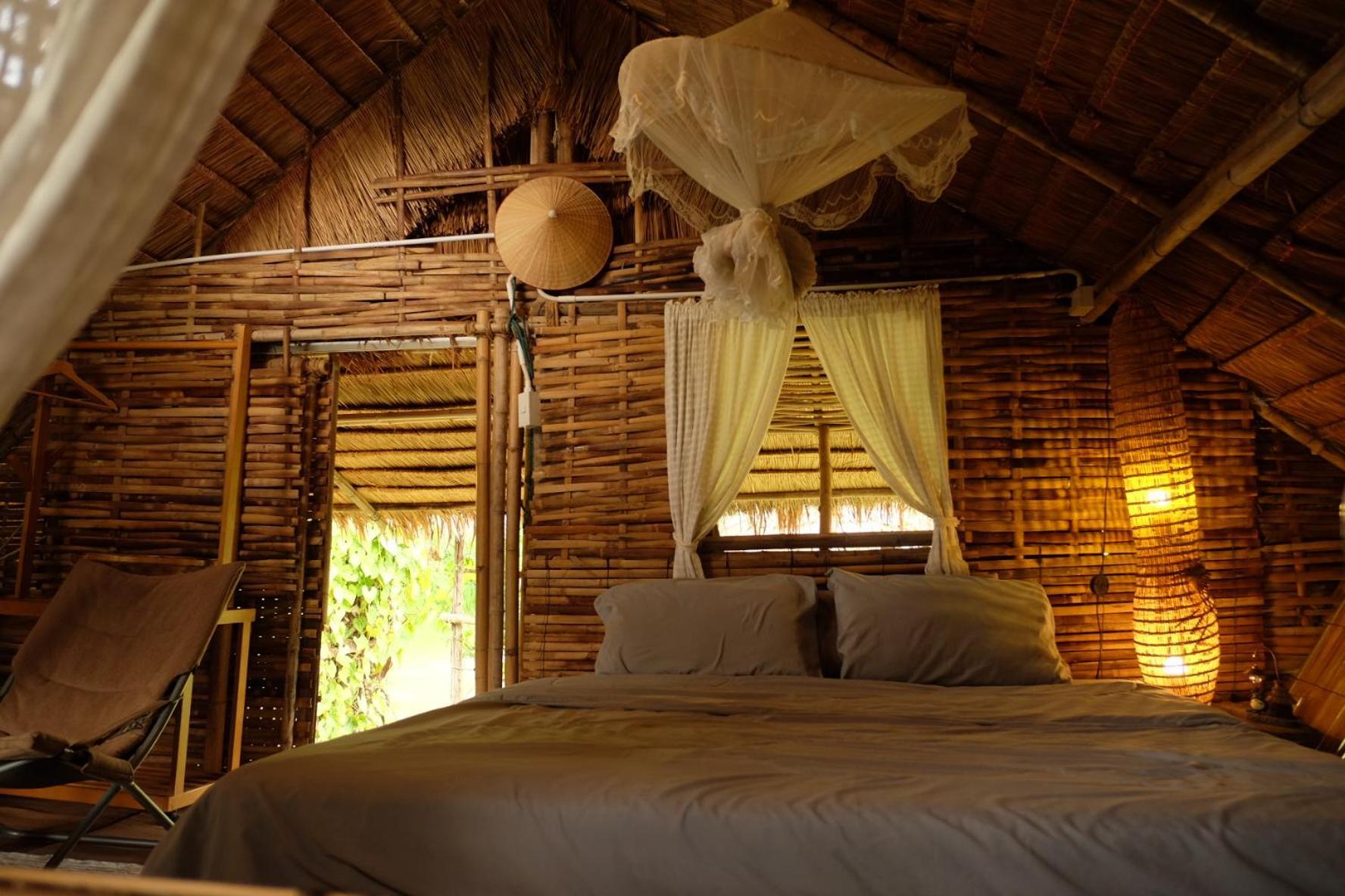 Royal Mountain Hut Hotel Ratchaburi Exterior foto